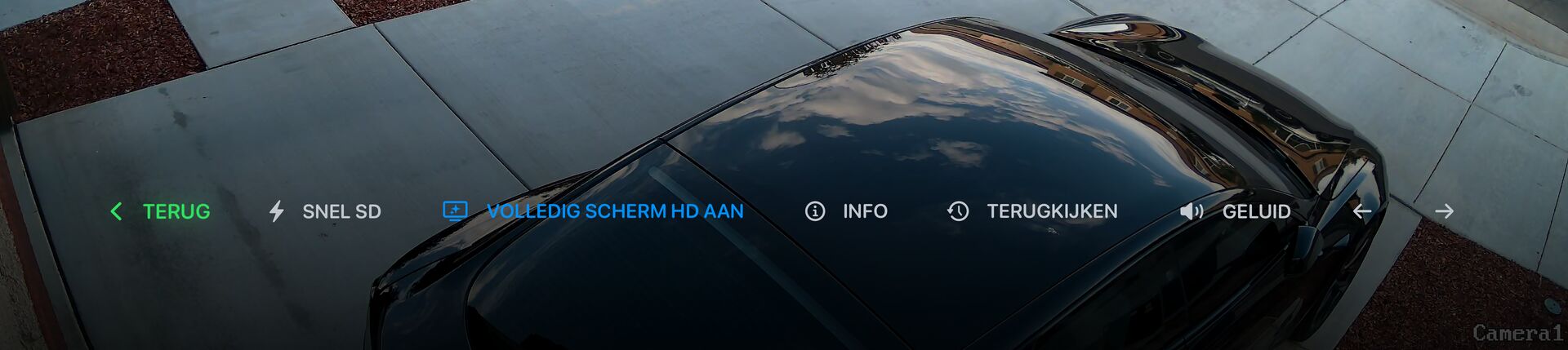 De bedieningsbalk van de liveweergave: Terug, Snel SD, Volledig scherm HD, Info, Terugkijken, audio en pijlen voor de vorige en volgende camera.