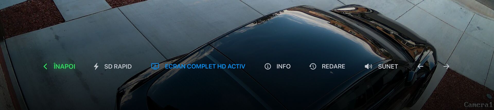 Bara de comenzi pentru vizualizarea live: Înapoi, SD rapid, Ecran complet HD, Info, Redare, audio și săgeți pentru camera anterioară și următoare.