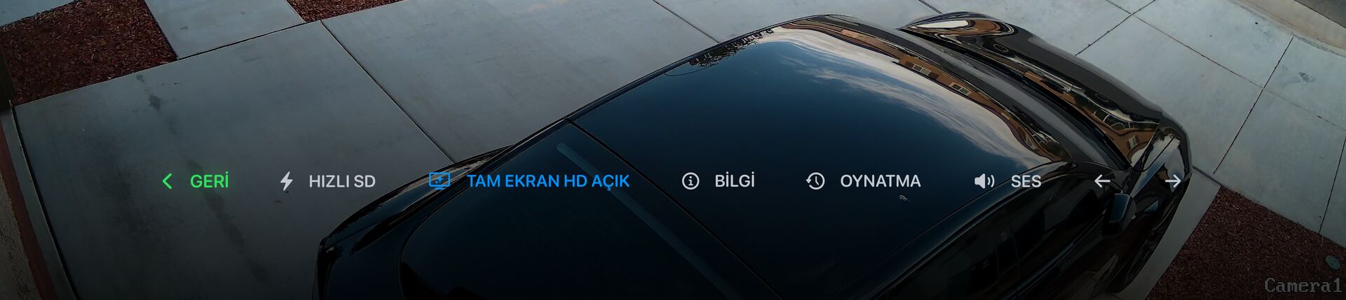 Canlı görüntü kontrol çubuğu: Geri, Hızlı SD, Tam Ekran HD, Bilgi, Oynatma, Ses ve önceki/sonraki kameraya geçmek için oklar.